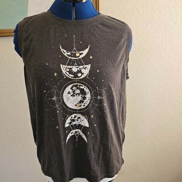 maurices moon graphic tee - Picture 1 of 5